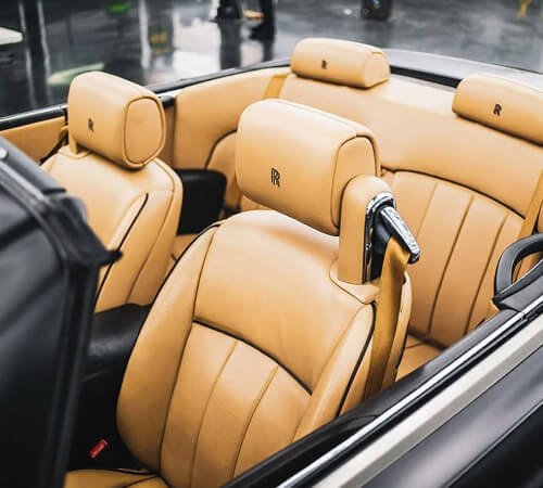 Luxury car rentals service